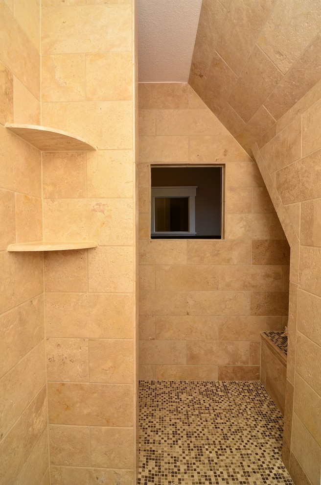 Example of a bathroom design in Minneapolis