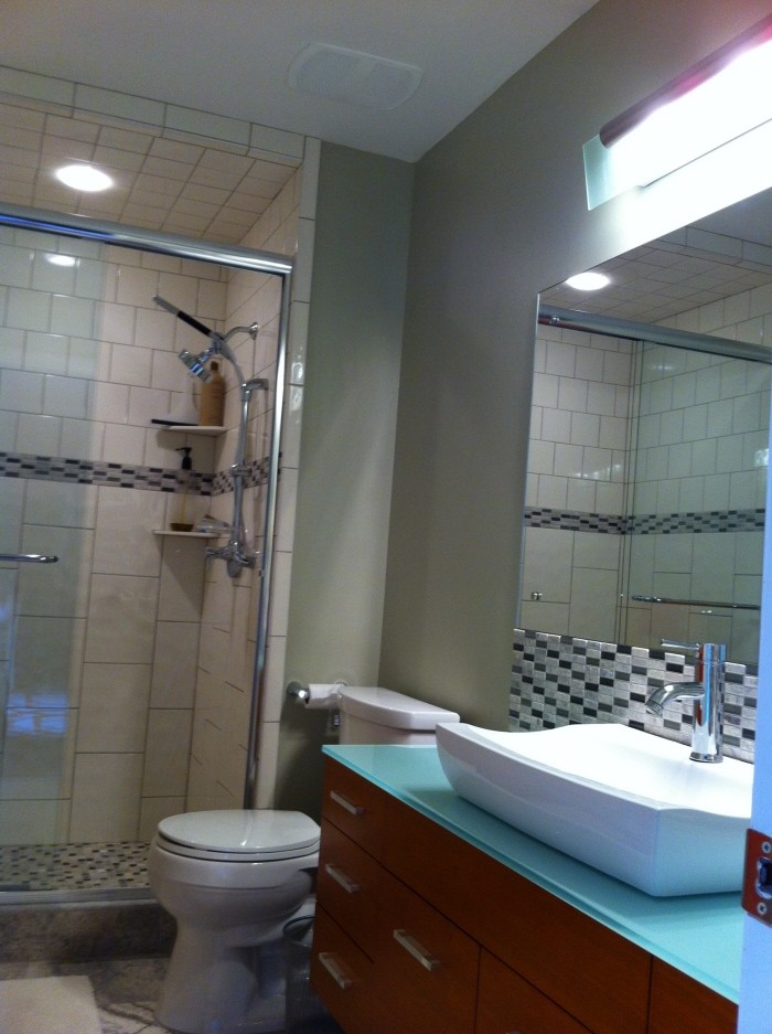 Eklektisches Badezimmer in Minneapolis