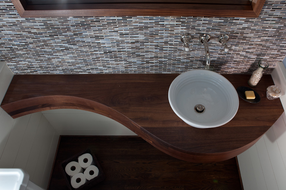 Пример оригинального дизайна: ванная комната в современном стиле