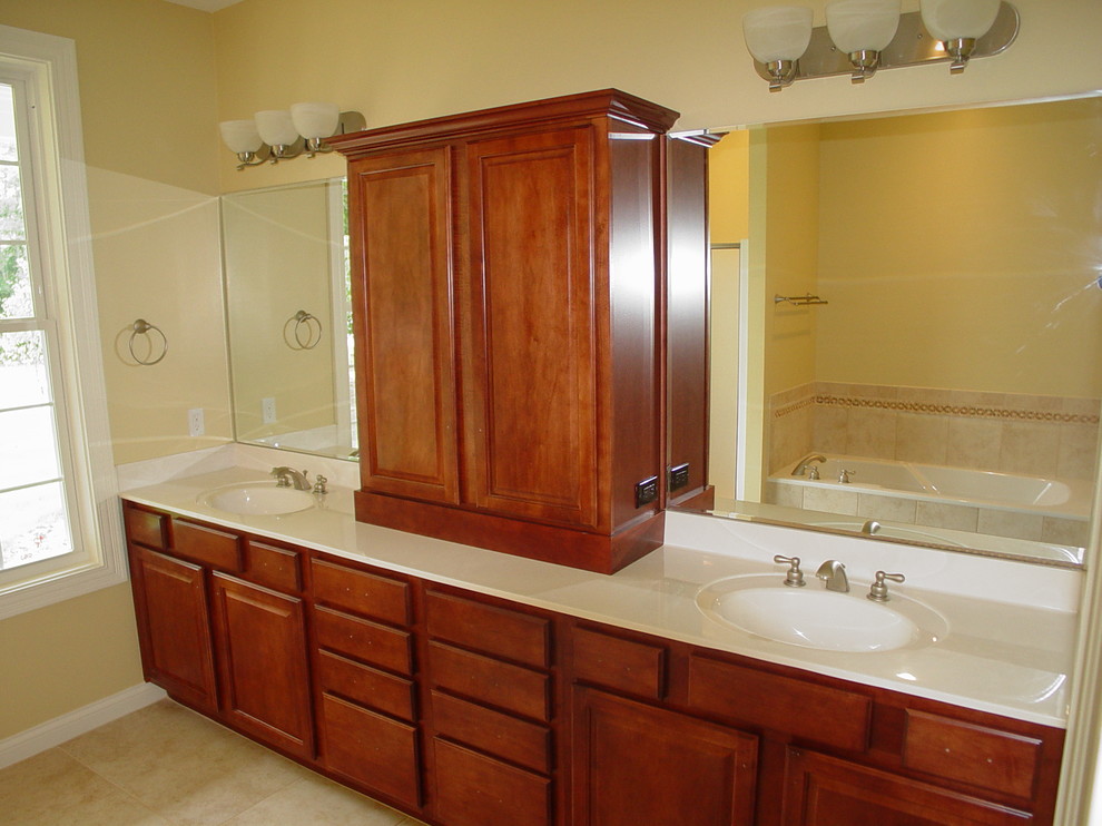 Inspiration for a timeless bathroom remodel in Louisville