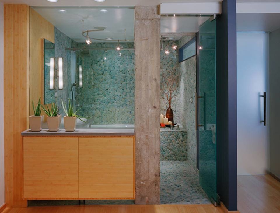 Design ideas for a contemporary bathroom in Minneapolis.