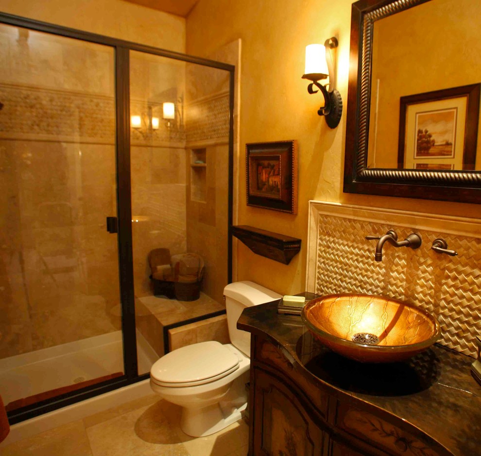 Exemple d'une salle de bain méditerranéenne.