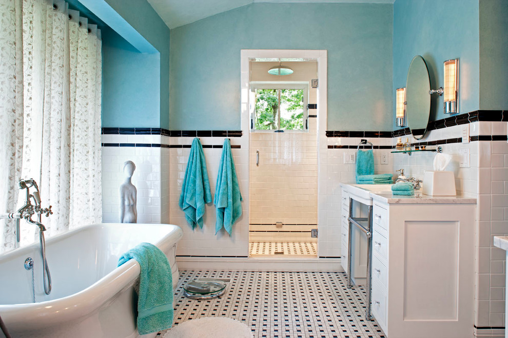 Example of a 1950s bathroom design in Other