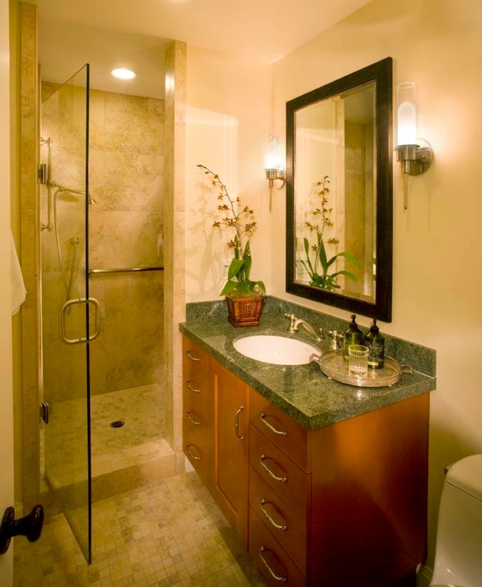 Inspiration for a traditional bathroom in San Francisco.