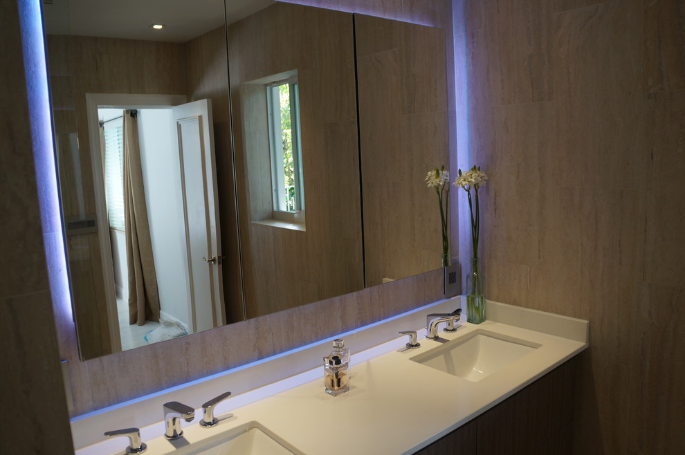 Bay Harbor Islands Private Residence Modern Bathroom Miami by