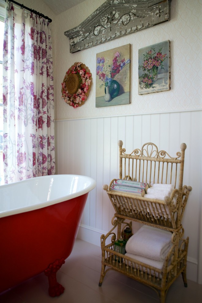 Immagine di una stanza da bagno stile shabby