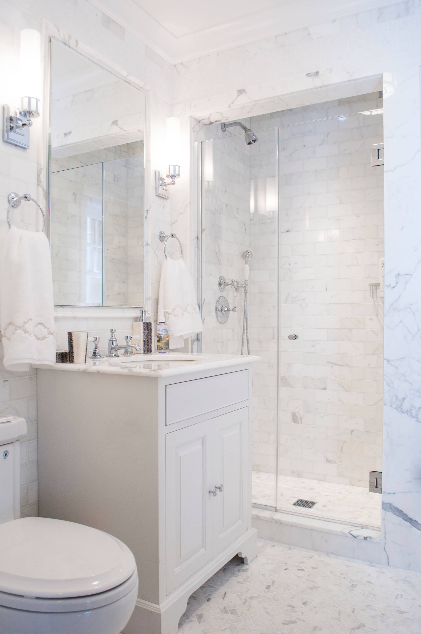 Small White Bathroom Houzz