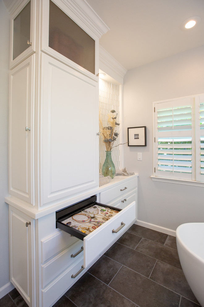 Beautiful Bathroom Remodel in Oakdale (bathCRATE Country ...