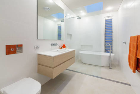 Inspiration for a modern bathroom in Perth.