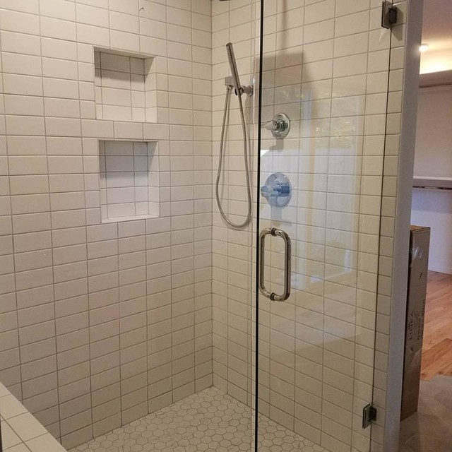 Beaverton MidCentury R??tro Salle de Bain Portland par Joanna
