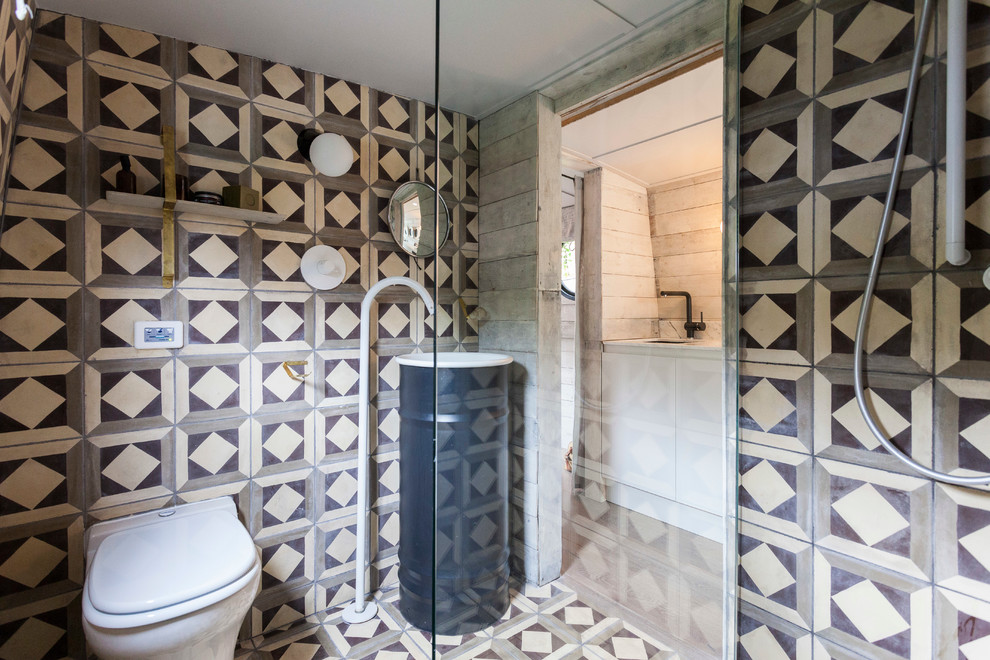 Inspiration for an eclectic bathroom in London.