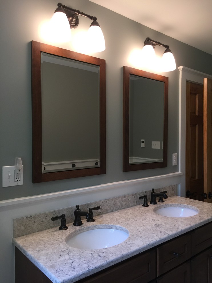 Bertsch medicine and vanity Traditional Bathroom New