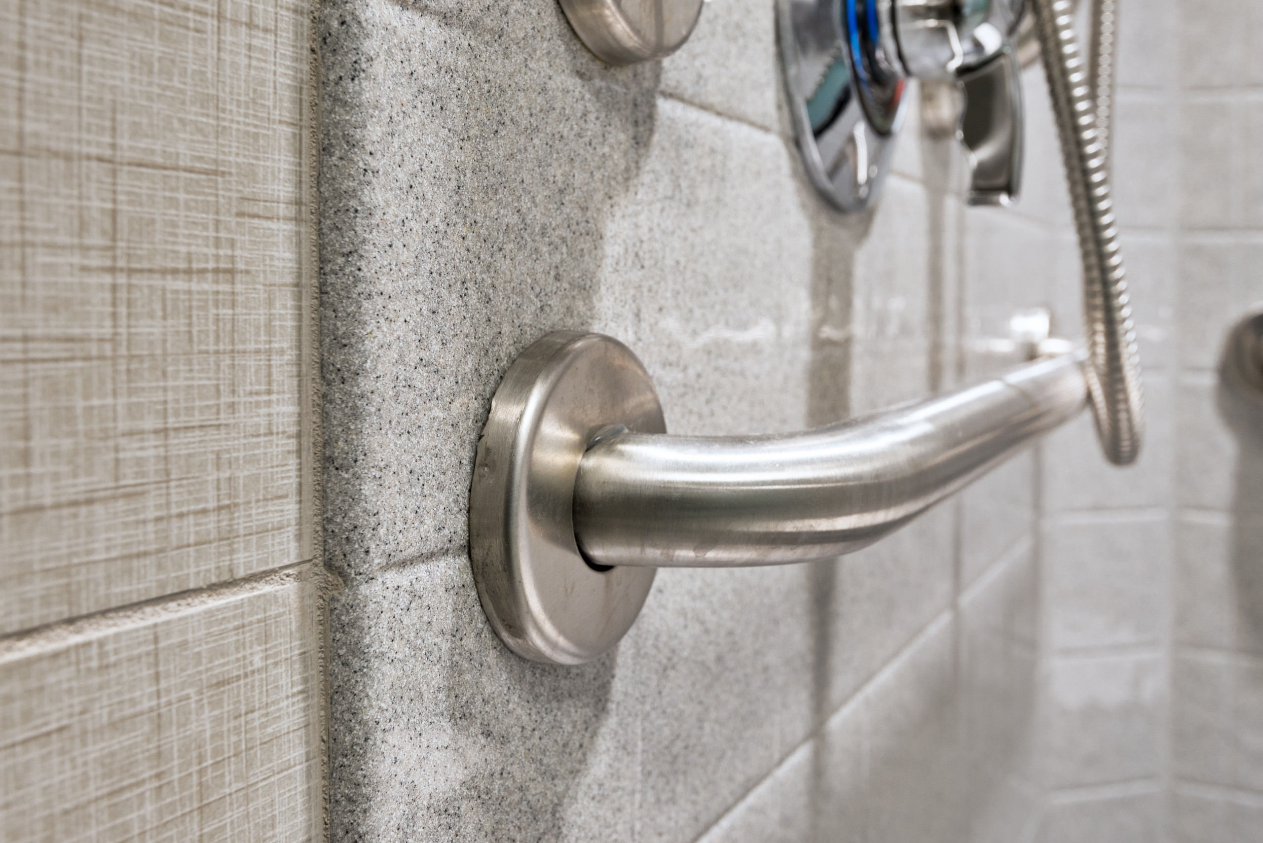 Where to Locate Grab Bars in Shower - Mr. Grab Bar