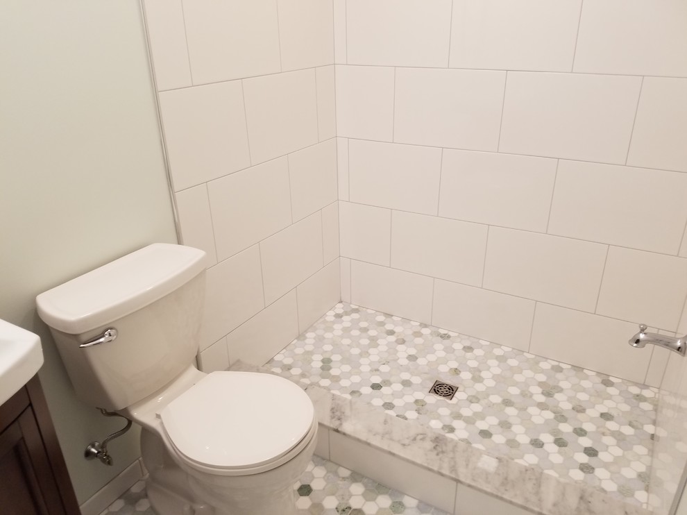 Inspiration for a contemporary bathroom in Boston.