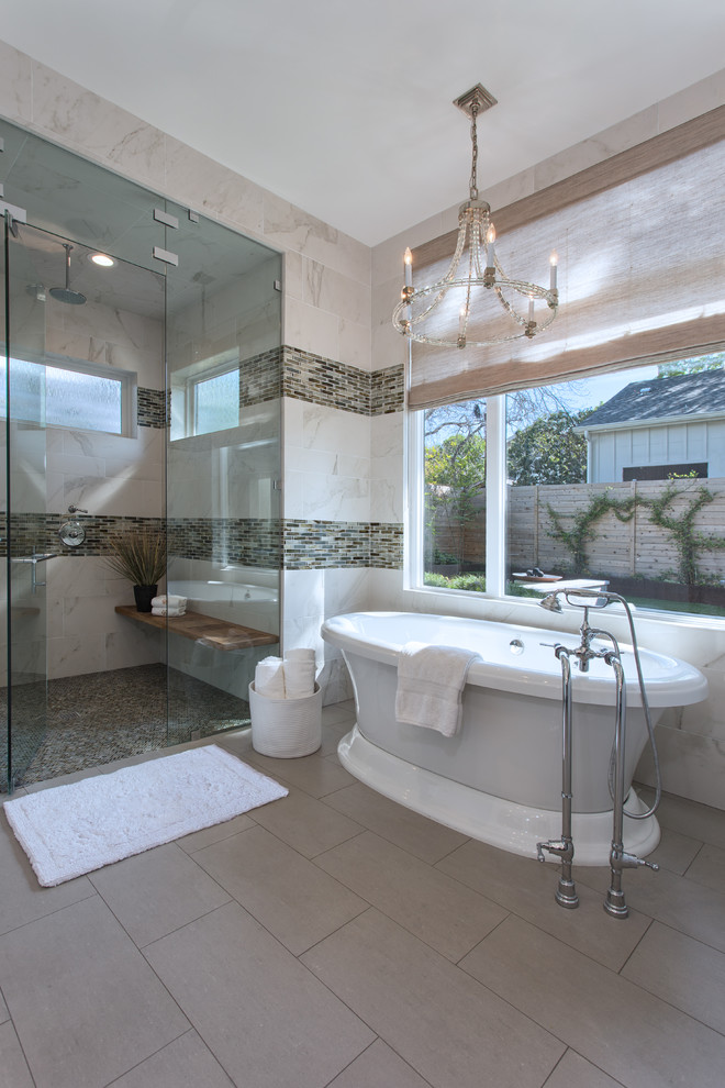 Idee per una stanza da bagno padronale contemporanea con vasca freestanding