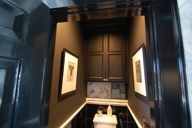 https://st.hzcdn.com/simgs/pictures/bathrooms/black-wardrobe-cabinetry-and-bathroom-christopher-s-cabinets-img~54c1ba8e05ef5279_4-0865-1-ae50269.jpg