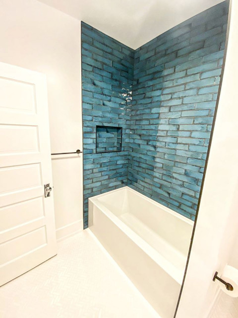 Blue Ceramic Wall Tile Bathroom Remodel, Blue And White Ceramic Wall Tiles