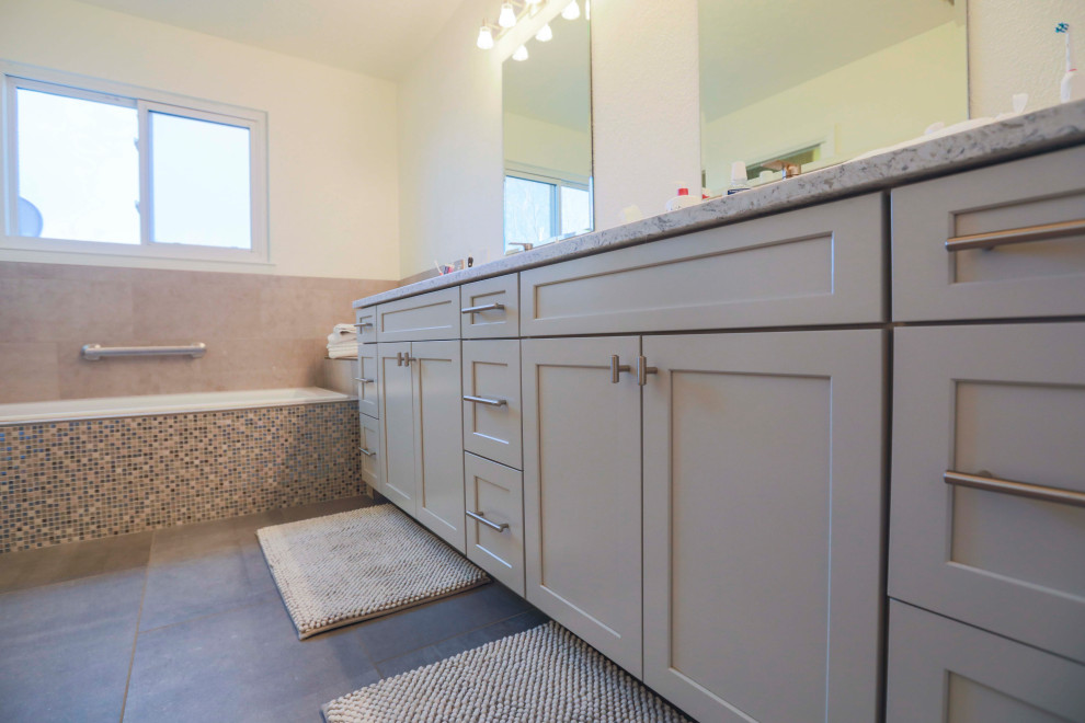 Bob's Kitchen & Bathroom Remodel Modern Bathroom Albuquerque by