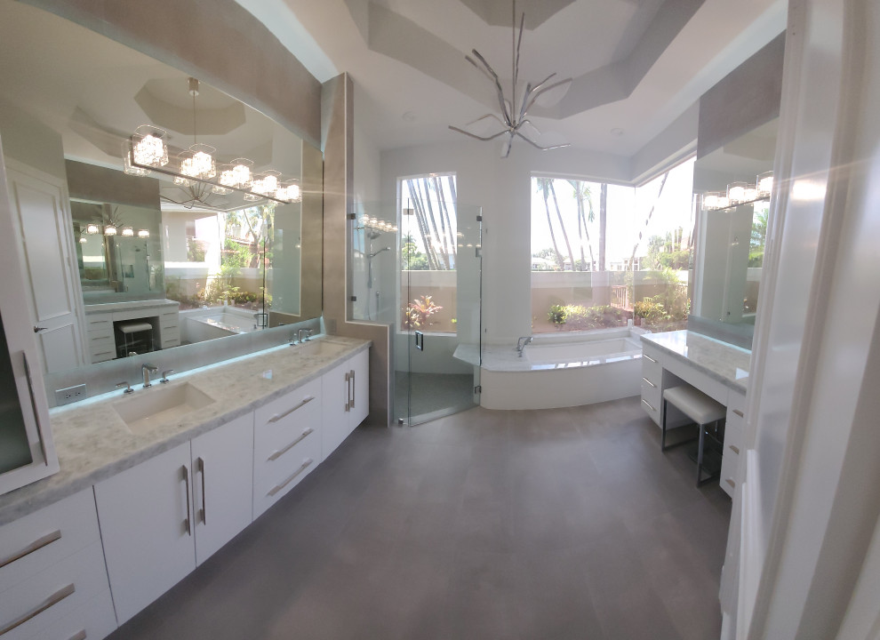 Mittelgroßes Modernes Badezimmer in Miami