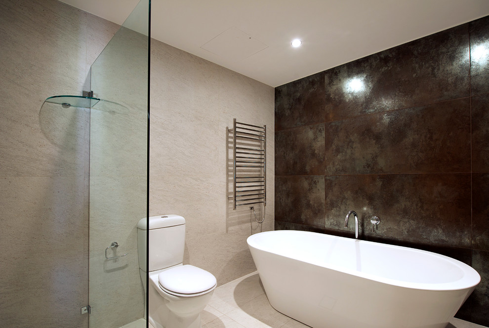 Immagine di una stanza da bagno industriale con piastrelle in gres porcellanato e pavimento in gres porcellanato
