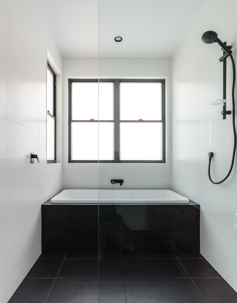 Bowral Street Residence Modern Bathroom Brisbane by