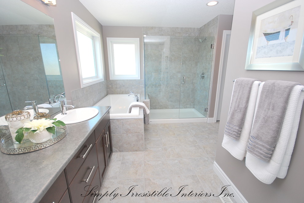 Example of a transitional bathroom design in Edmonton