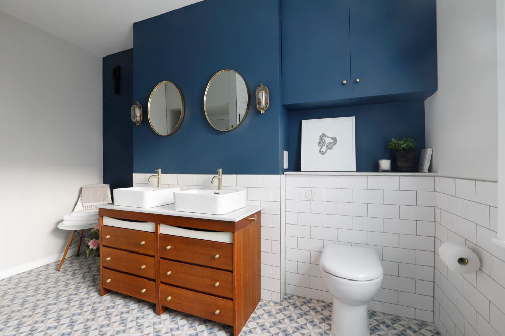This is an example of a contemporary bathroom in Sussex.
