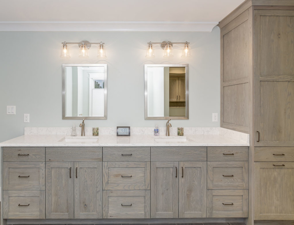Example of an arts and crafts master porcelain tile porcelain tile alcove bathtub design in Other with distressed cabinets, a one-piece toilet, green walls and a console sink