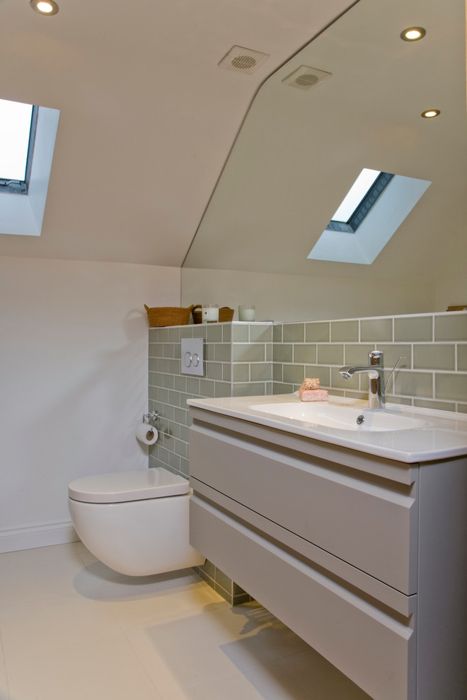 Inspiration for a rural bathroom in Gloucestershire with a wall mounted toilet and a wall-mounted sink.