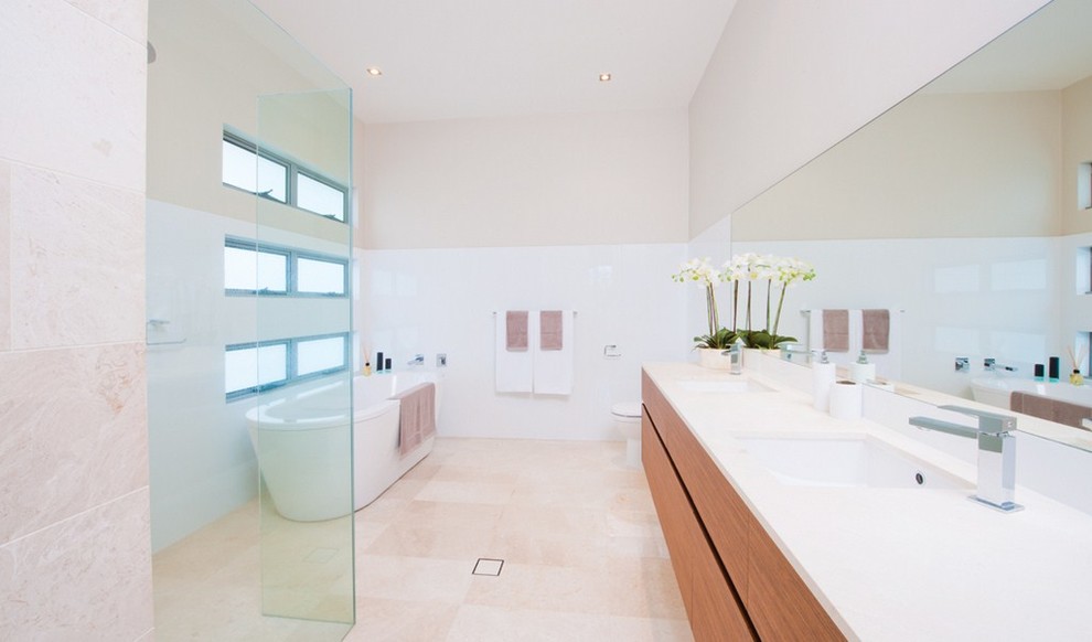 Burleigh Heads Residence Modern Bathroom Gold Coast Tweed Houzz