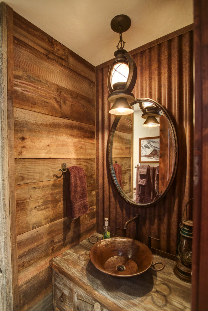 Design ideas for a rustic bathroom in Denver.