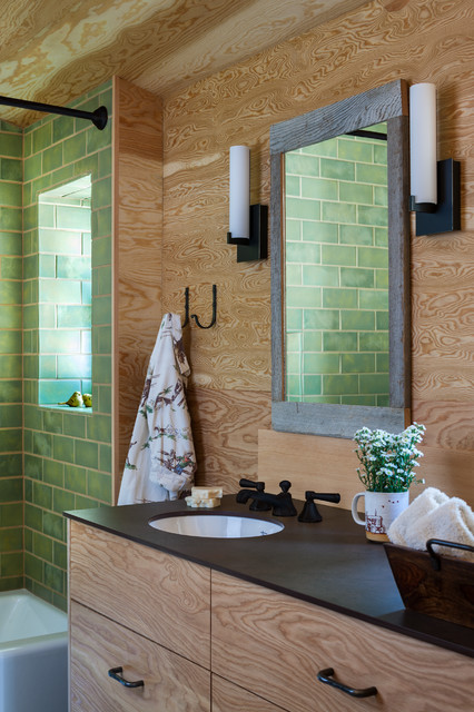 Cabins in Eastern Washington - Rustikal - Badezimmer - Sonstige - von