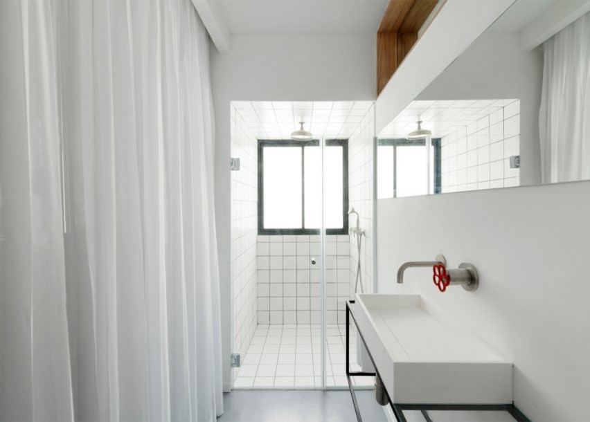 Design ideas for an industrial bathroom in Other.