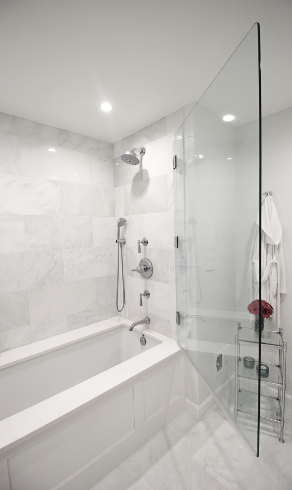 Calacatta Chablis Traditional Bathroom Traditional Bathroom DC