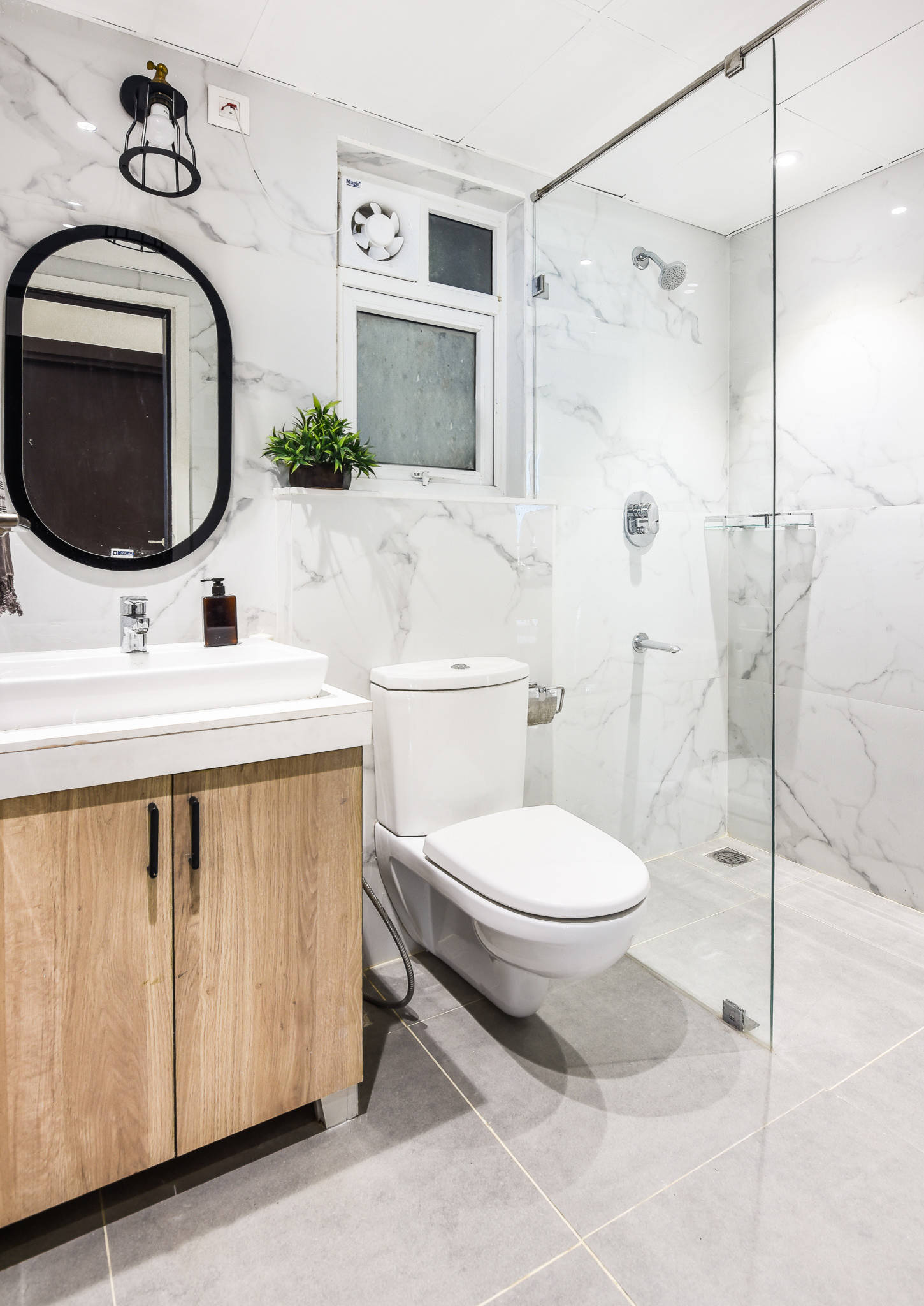 California Casual In Bangalore Contemporary Bathroom Bengaluru By Sunita Yogesh Studio Houzz