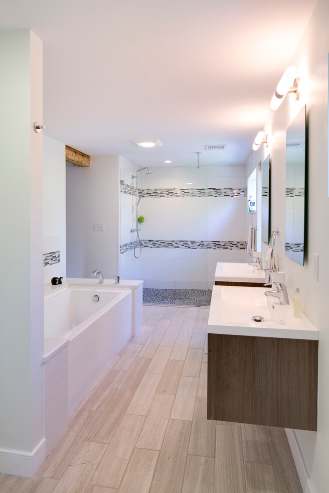 Modernes Badezimmer in Boston