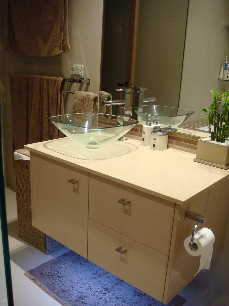 Photo of a contemporary bathroom in Darwin with a vessel sink.