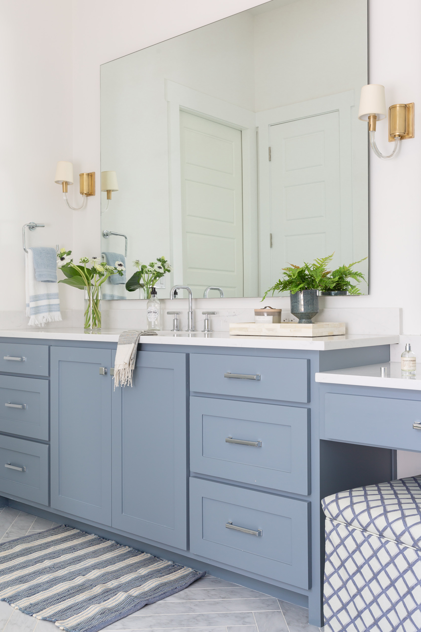 75 Master Bathroom with Blue Cabinets Ideas You'll Love - December, 2023 |  Houzz
