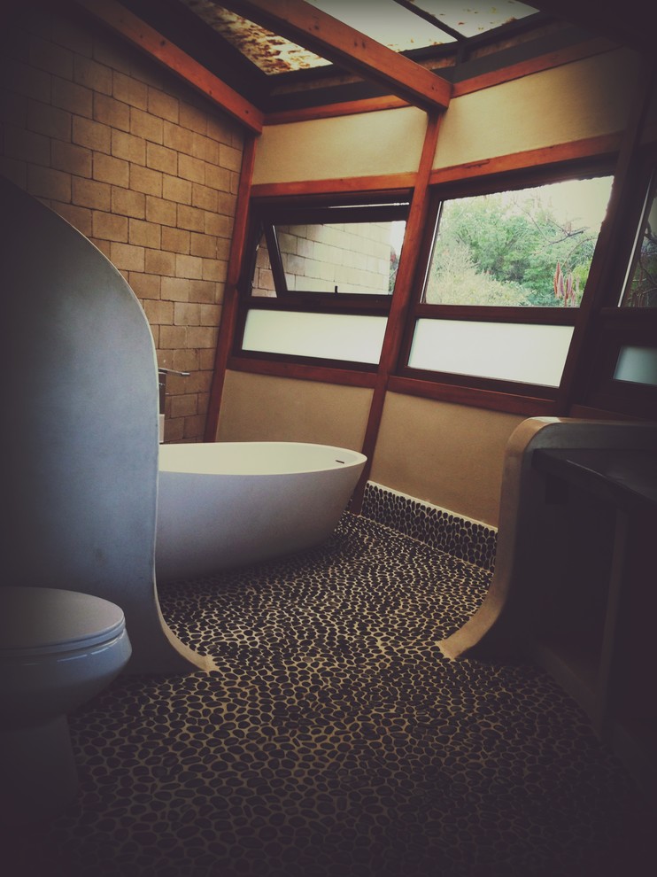 Bathroom - contemporary bathroom idea in Other