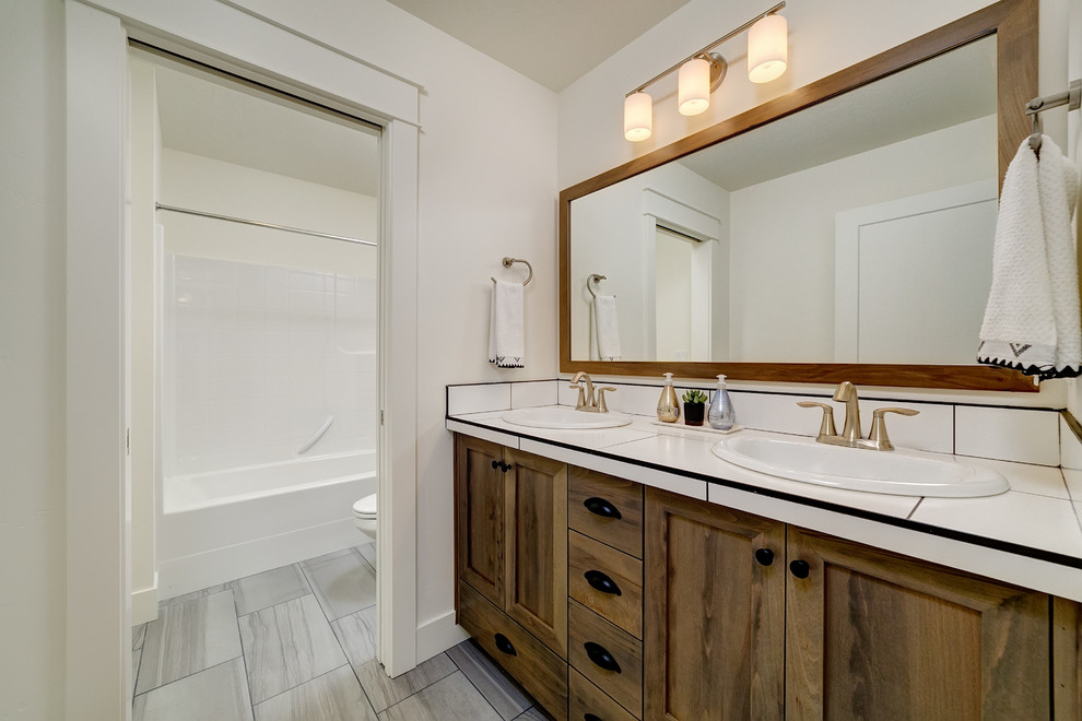 Inspiration for a transitional bathroom remodel in Boise
