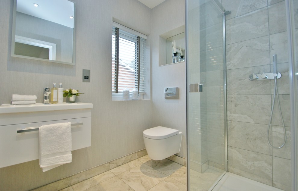 Inspiration for a contemporary bathroom in Buckinghamshire.