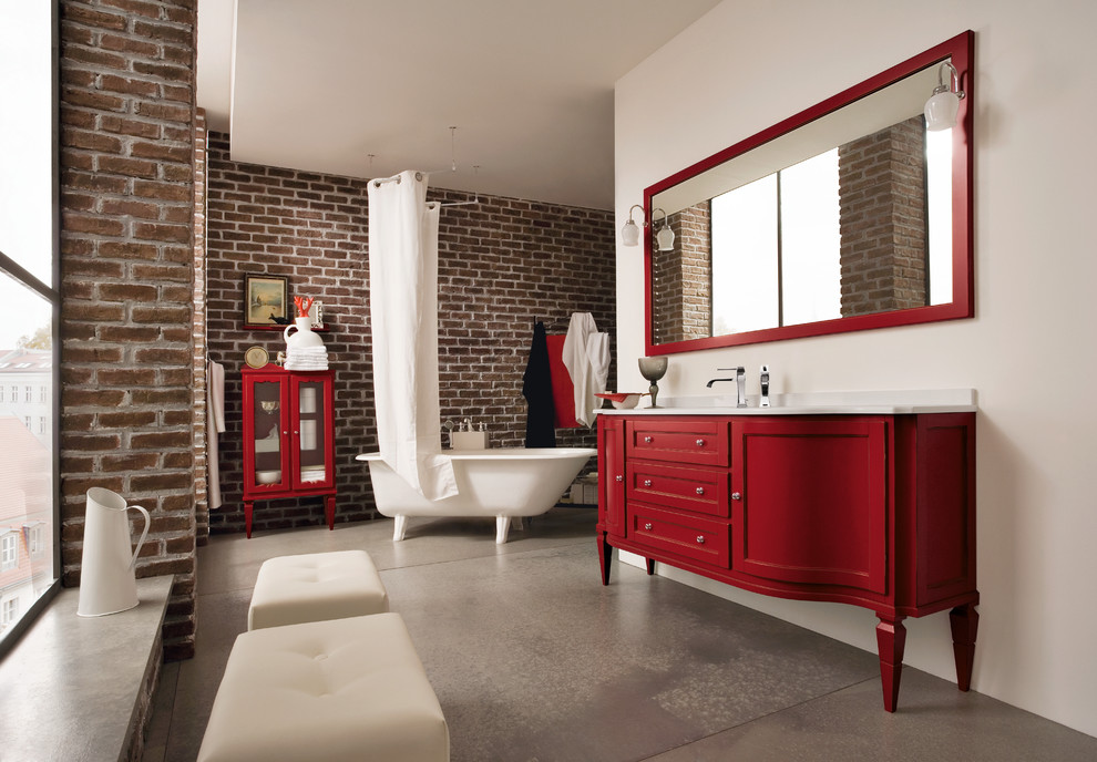 Modelo de cuarto de baño contemporáneo con armarios tipo mueble, puertas de armario rojas, paredes blancas, encimera de cuarcita y lavabo bajoencimera
