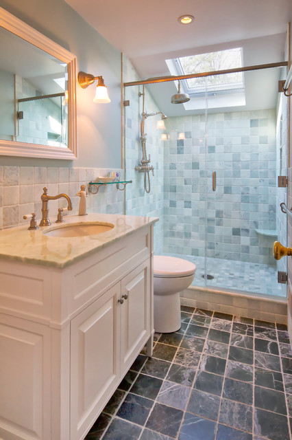 Cape Cod Bathroom Decor: Create Your Coastal Retreat