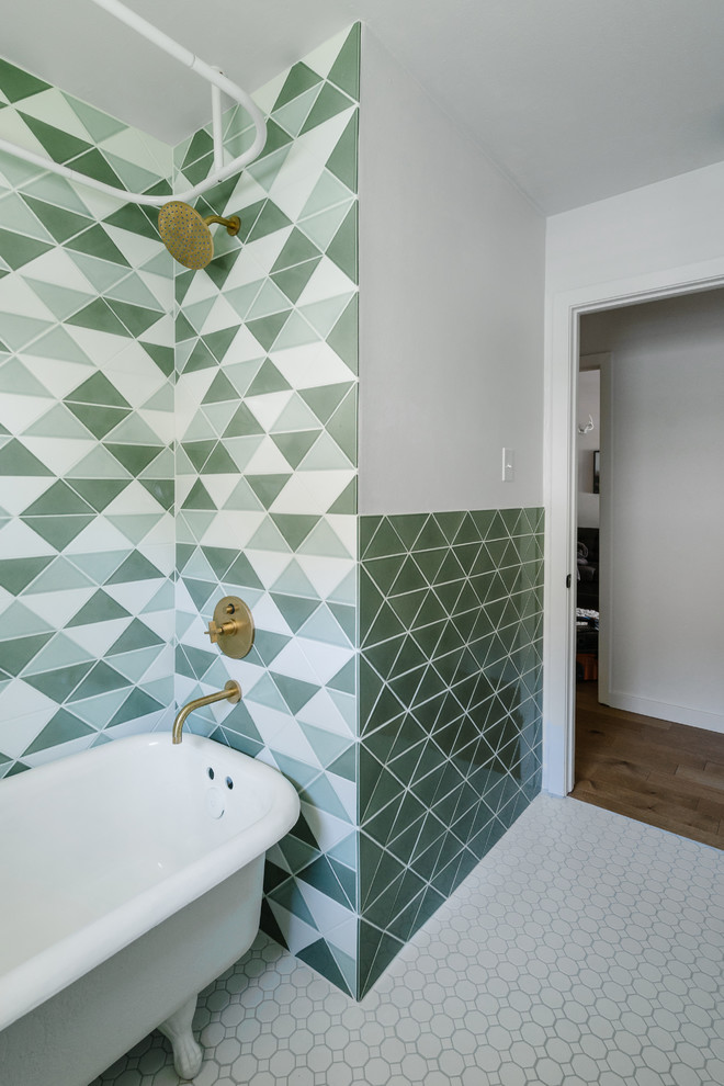 Transitional master multicolored tile and ceramic tile bathroom photo in Austin with multicolored walls