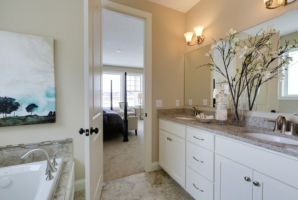 Chatham Rambler + Loft (Lakeville, MN) Bathroom Minneapolis by