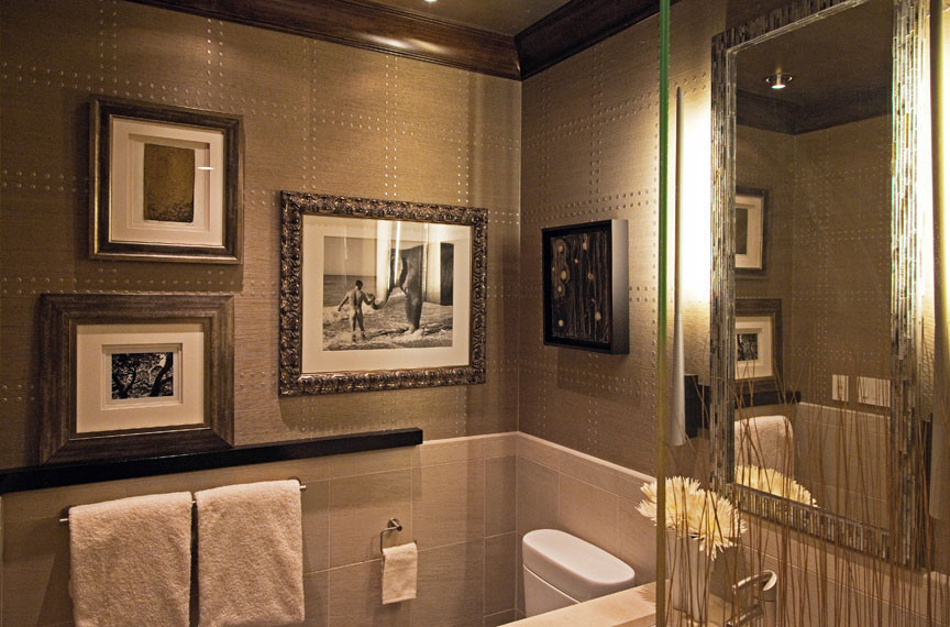 Example of a mid-sized minimalist beige tile and ceramic tile bathroom design in New York with an undermount sink, an undermount tub, a one-piece toilet and gray walls