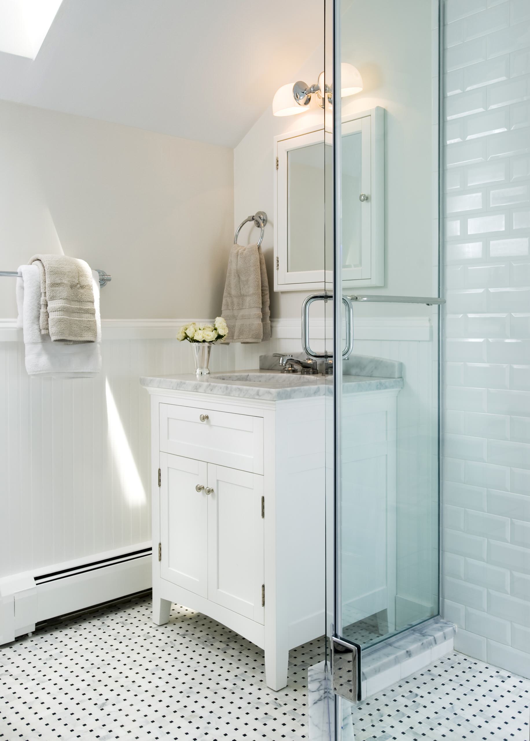 Odd Shape Bathroom Ideas Houzz