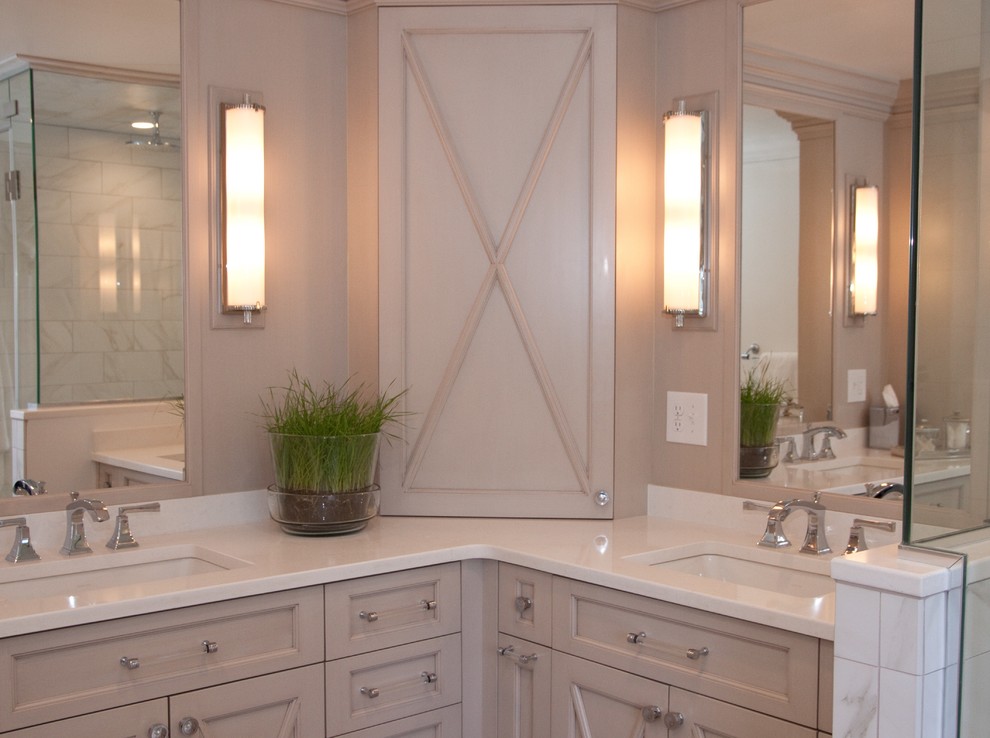 Inspiration for a transitional bathroom remodel in Cleveland