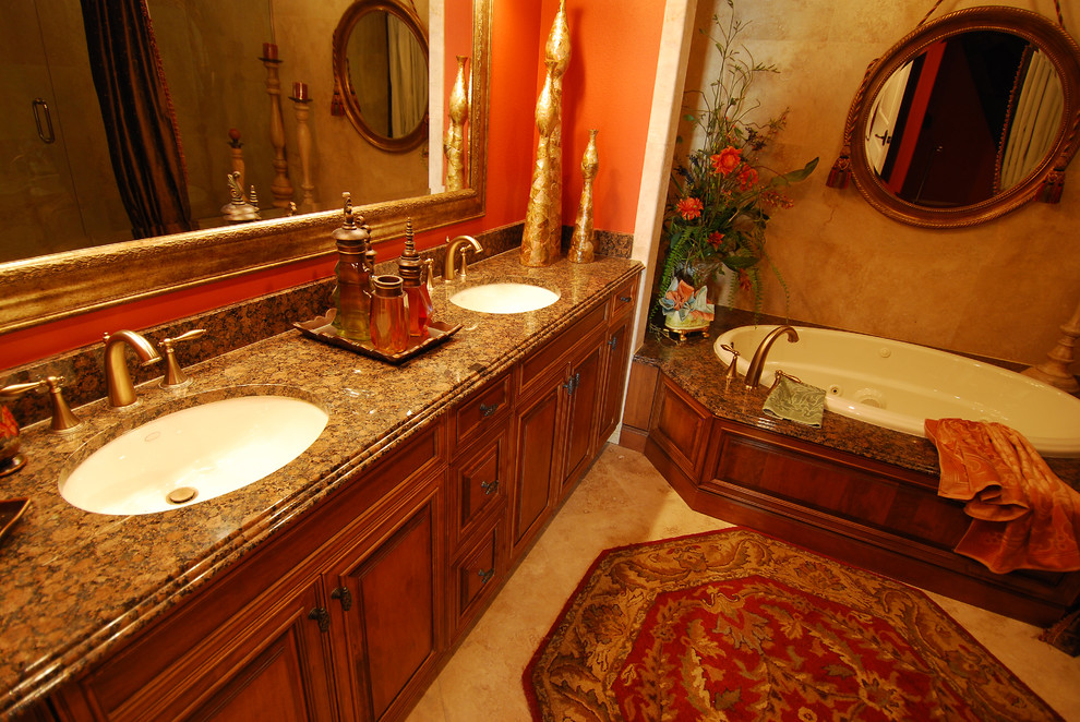Tuscan bathroom photo in Orlando