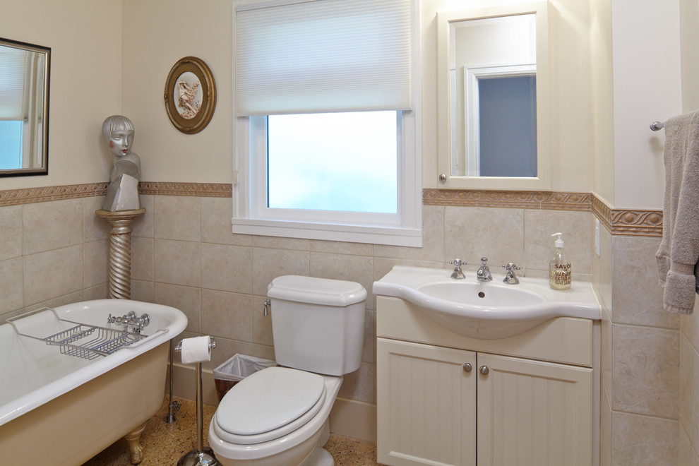 Example of a transitional bathroom design in Vancouver